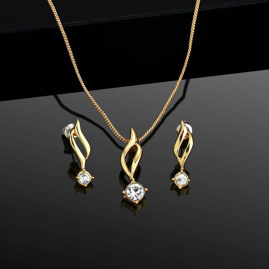 latest artificial jewellery for bridal lookwith complete bridal set including necklace earrings and maang tikka
